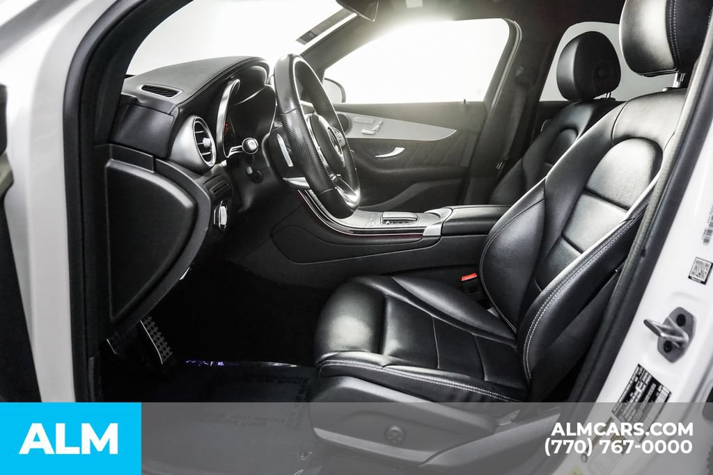 Used 2022 Mercedes-Benz GLC 300 4MATIC Coupe image 17