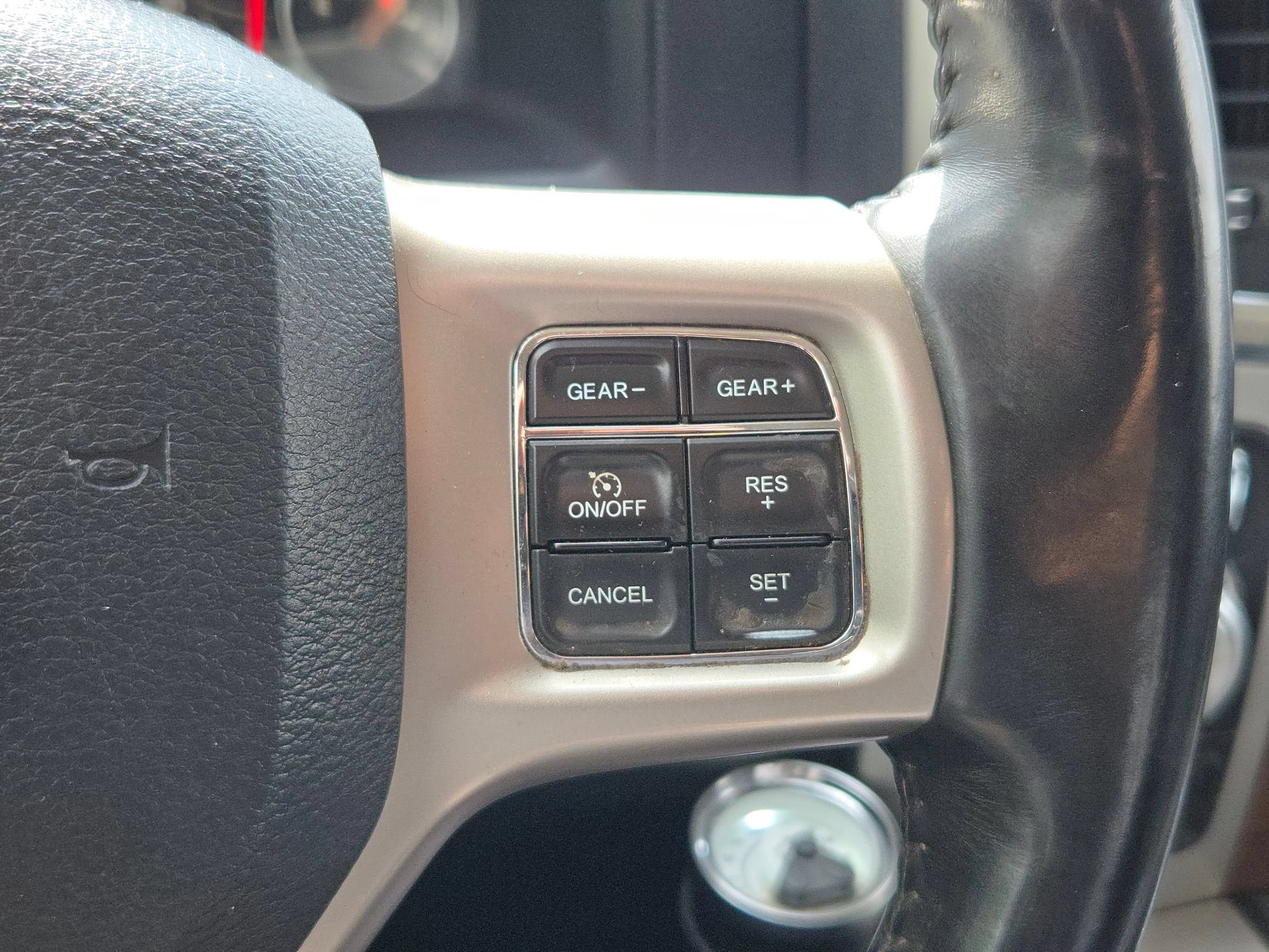 Used 2014 RAM 1500 Laramie w/ Convenience Group AWD/4WD image 20