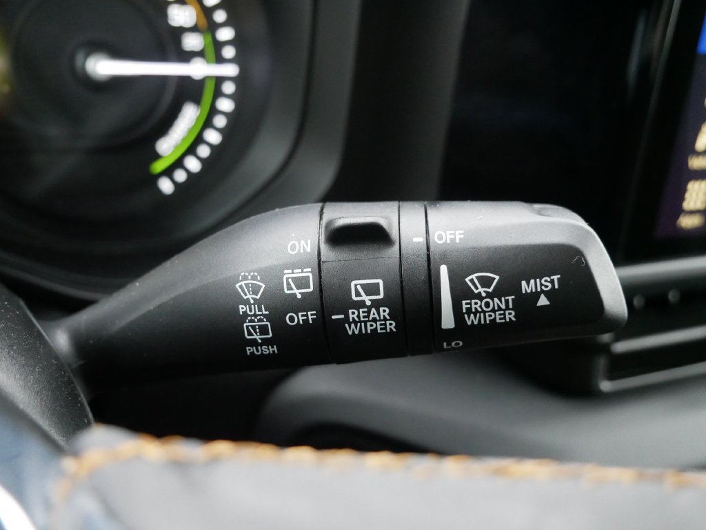 Used 2024 Jeep Wrangler Unlimited Sahara AWD/4WD image 25