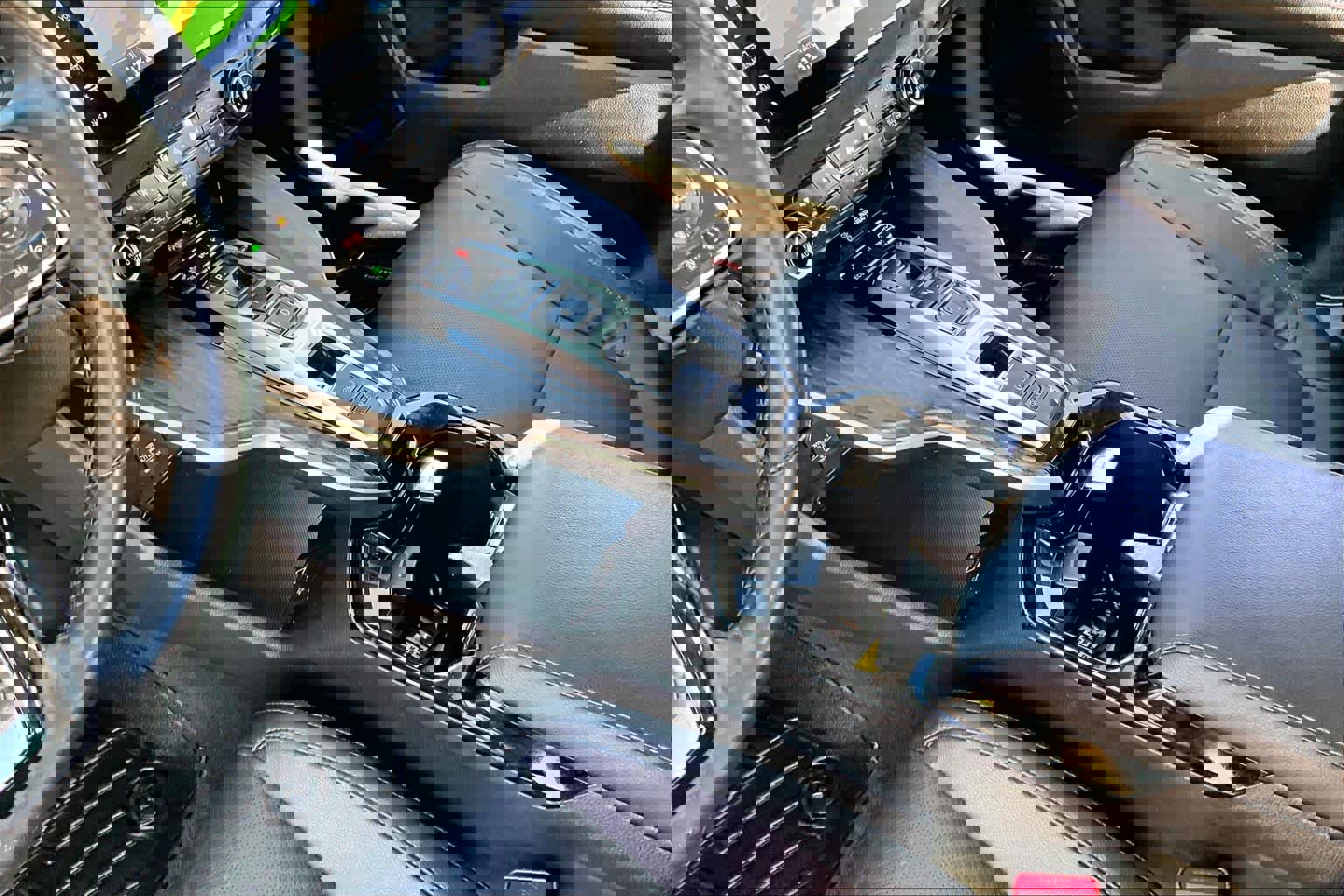 Used 2018 Honda Clarity Touring image 17