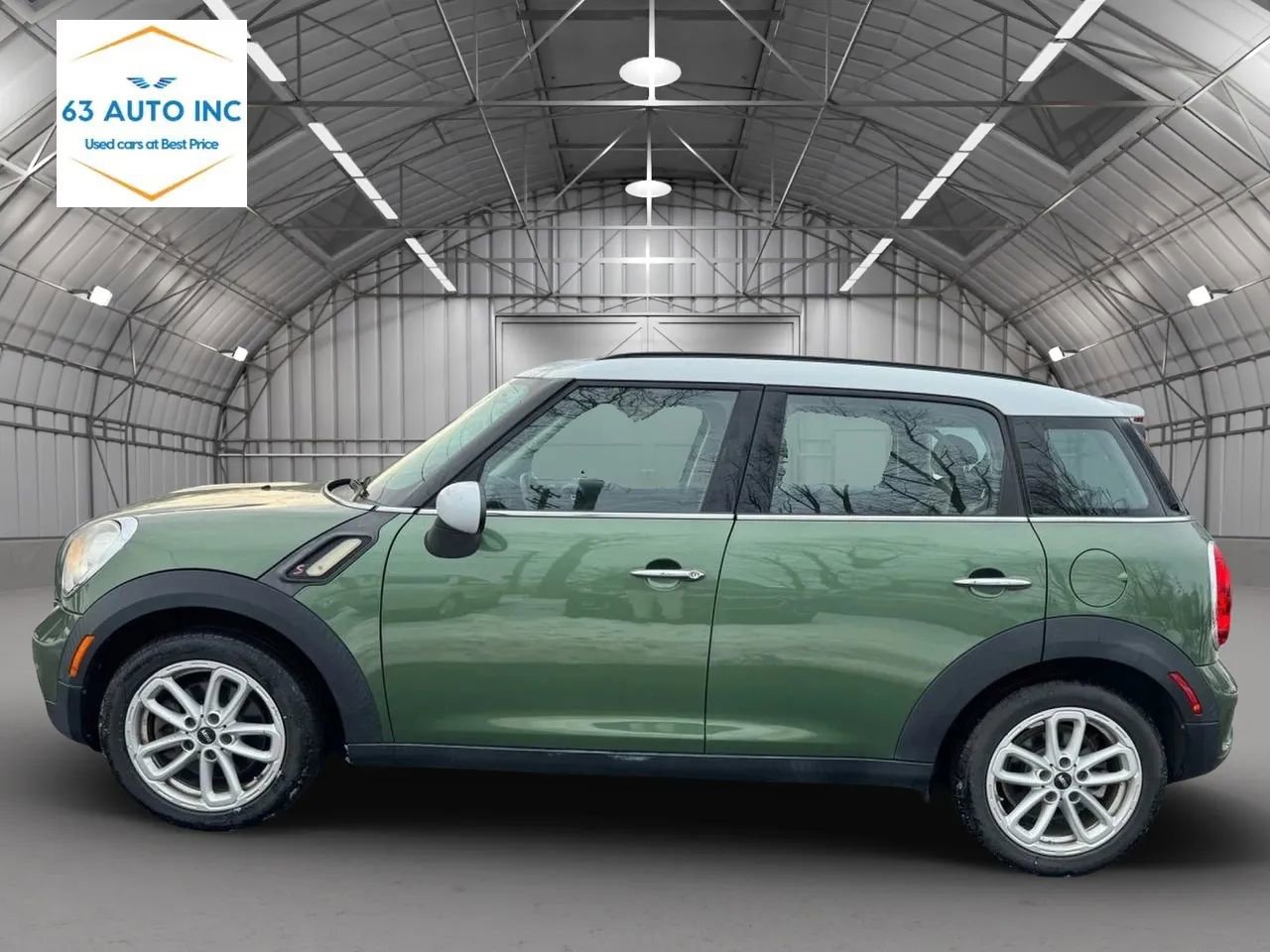 Used 2015 MINI Cooper Countryman S w/ Cold Weather Package FWD image 2