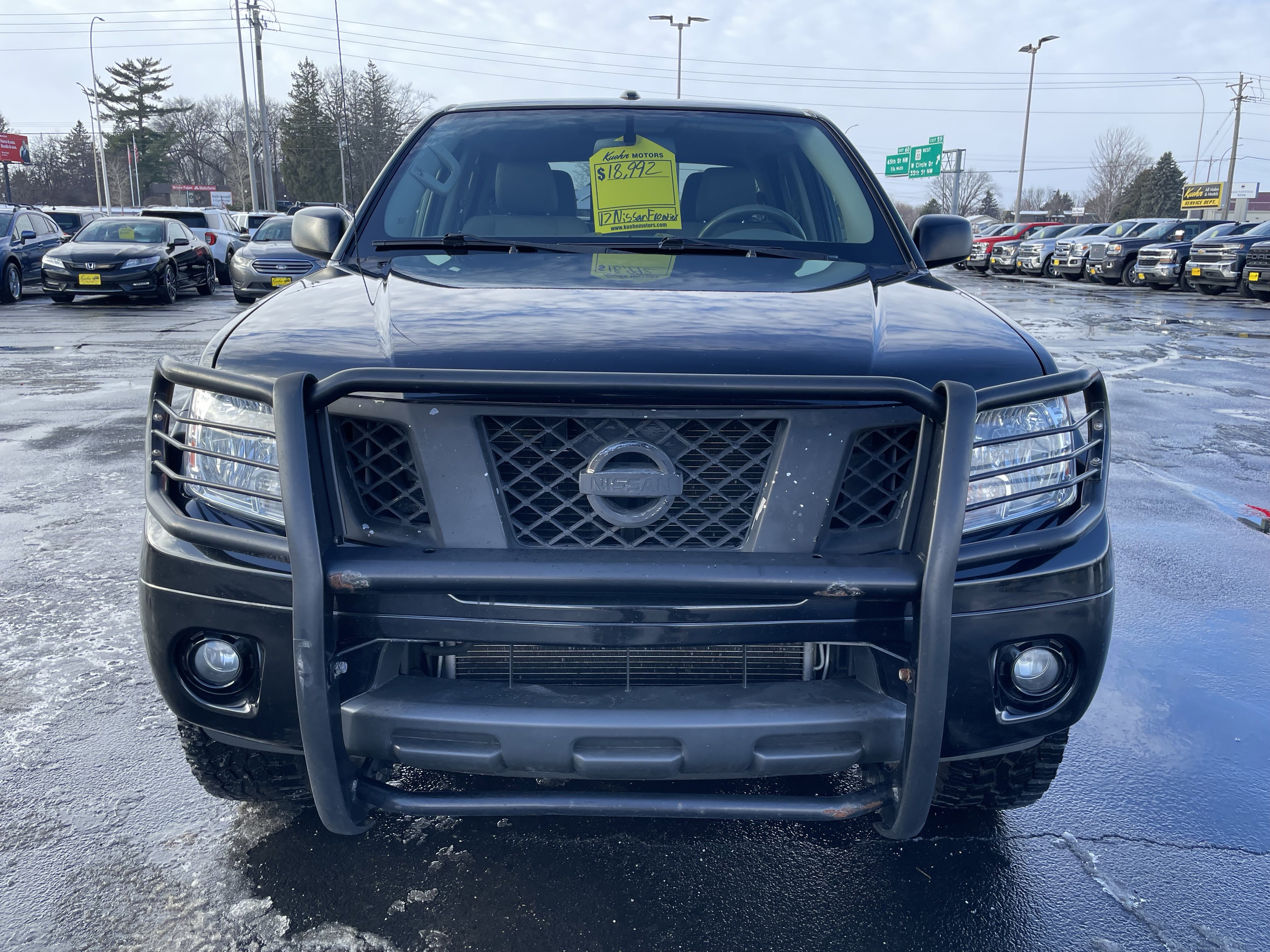 Used 2017 Nissan Frontier SV w/ SV Value Truck Package image 3