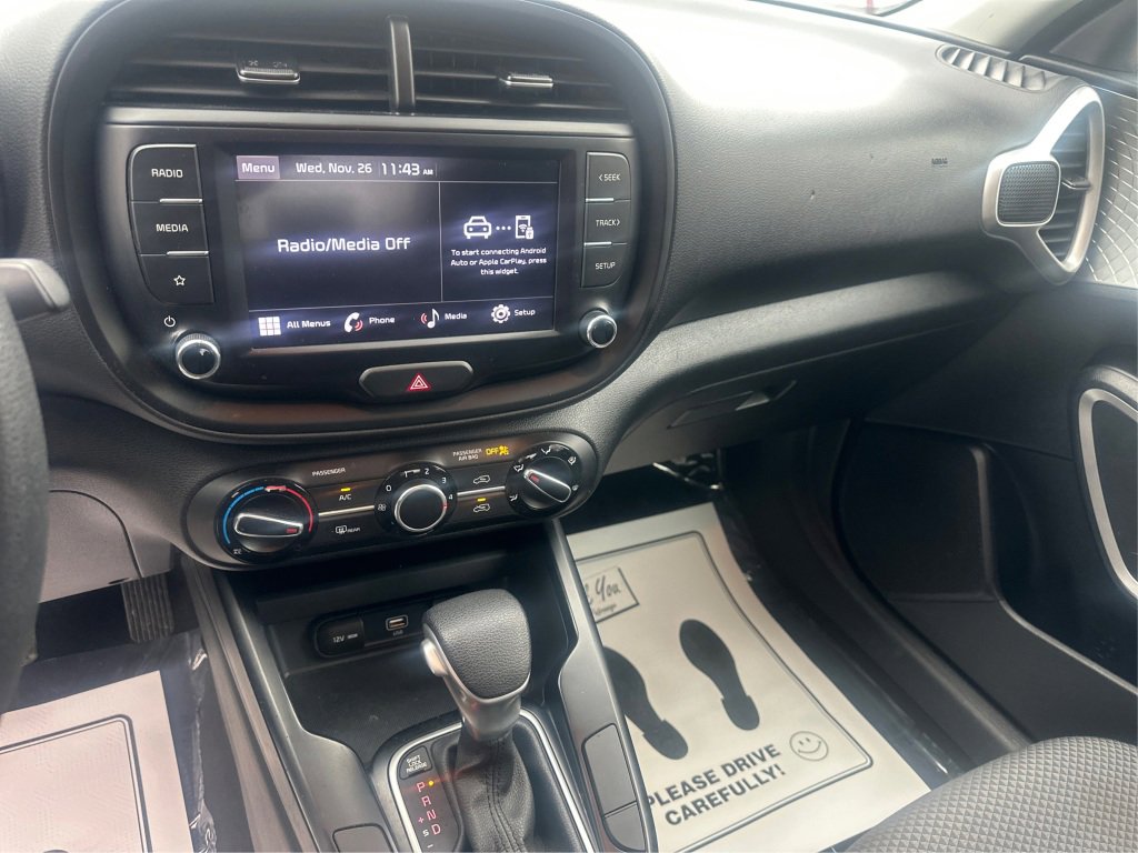 Used 2022 Kia Soul LX w/ Technology Package image 23