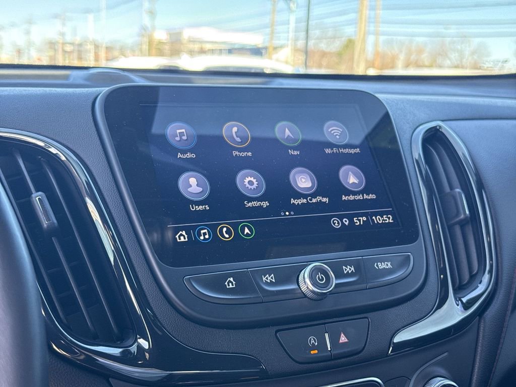 Used 2022 Chevrolet Equinox RS w/ Infotainment Package image 16