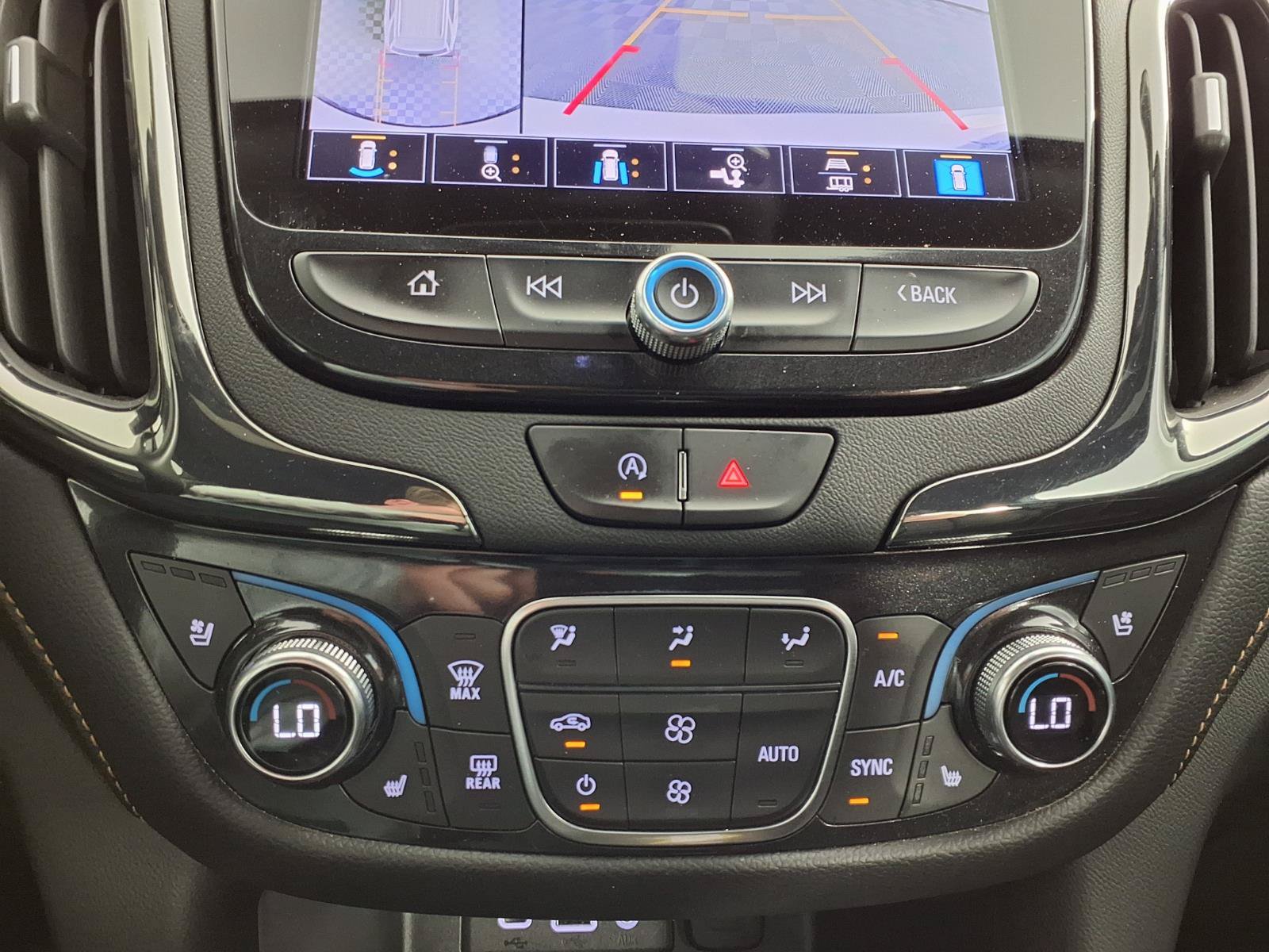 Used 2024 Chevrolet Equinox Premier AWD/4WD image 20