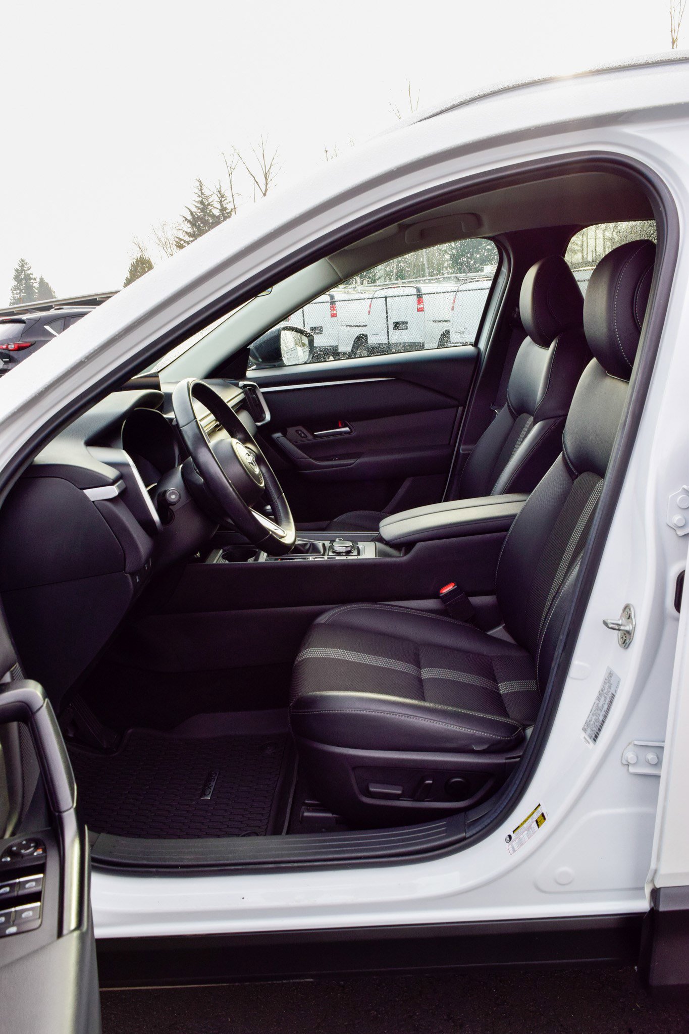 Used 2024 MAZDA CX-50 AWD 2.5 S w/ Preferred Package image 19