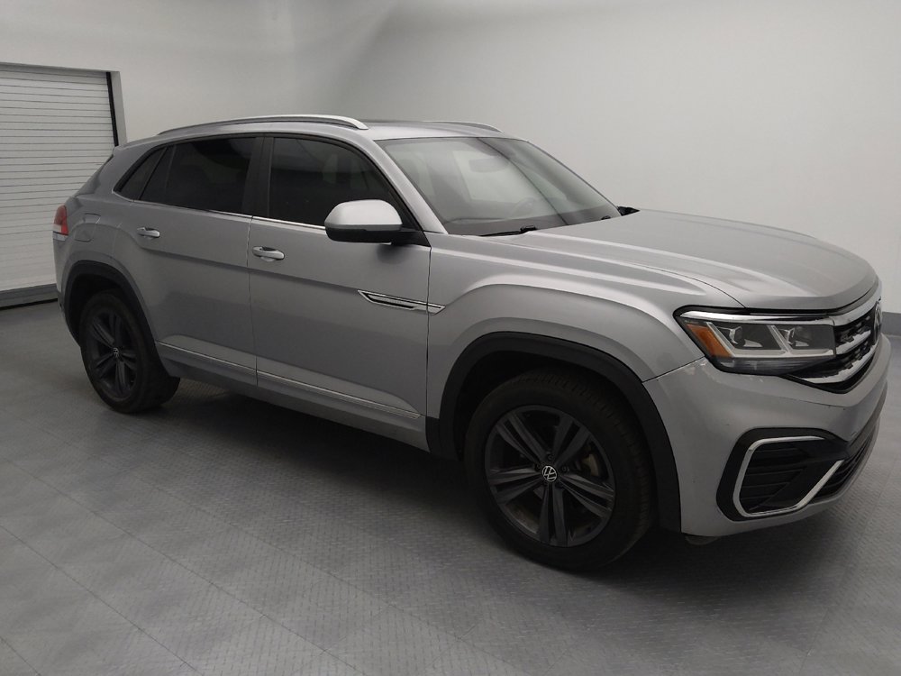 Used 2020 Volkswagen Atlas Cross Sport SE w/ Panoramic Sunroof Package FWD image 11