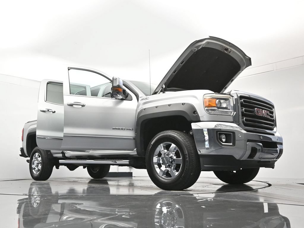 Used 2017 GMC Sierra 2500 SLT w/ Driver Alert Package AWD/4WD image 49