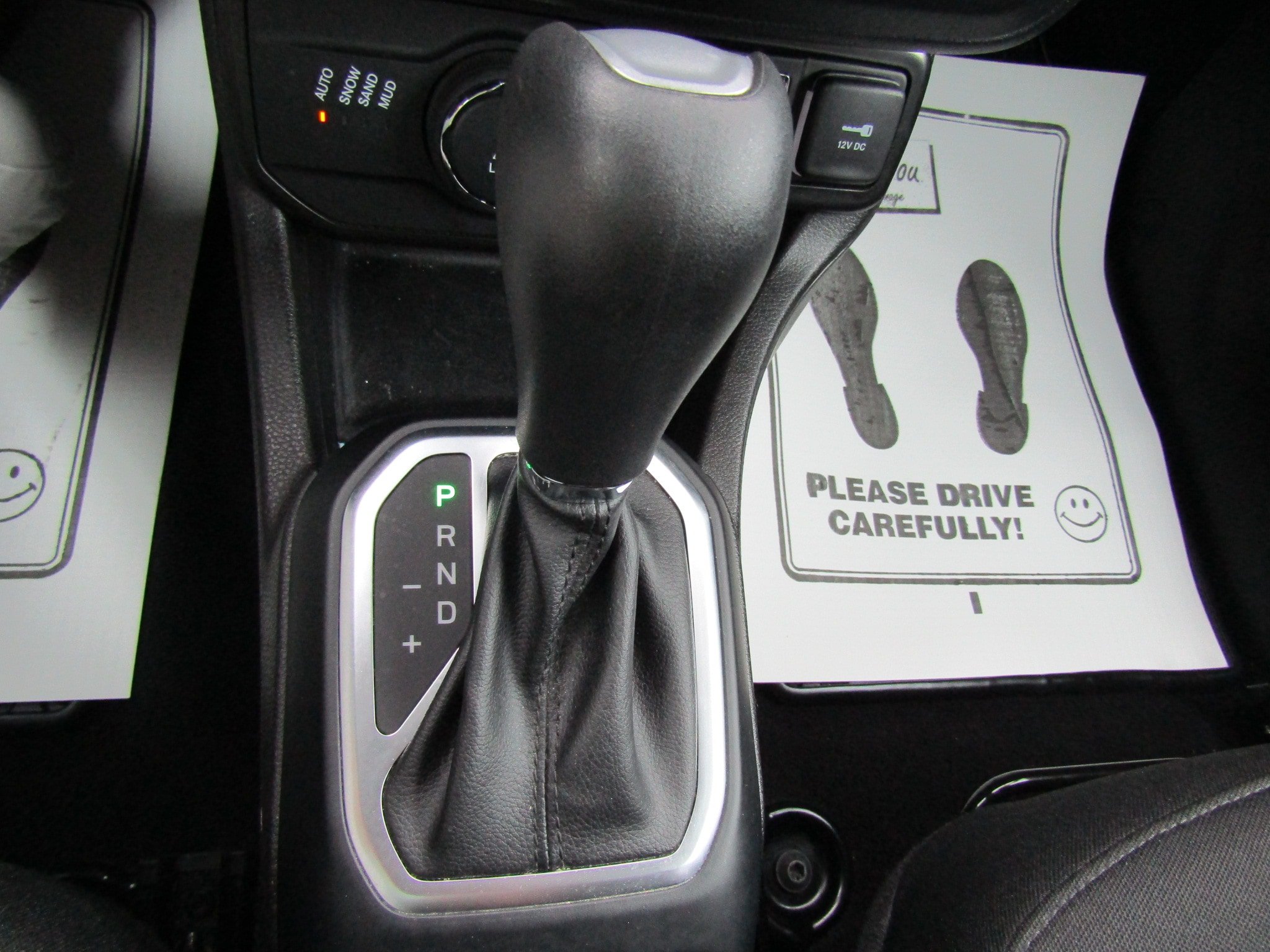 Used 2021 Jeep Renegade Latitude w/ Convenience Group AWD/4WD image 29