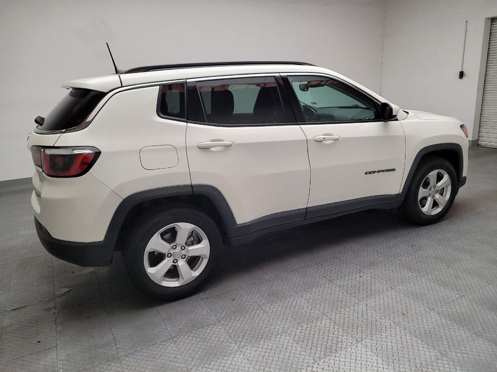 Used 2018 Jeep Compass Latitude w/ Popular Equipment Group FWD image 10