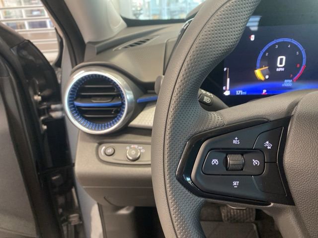 New 2025 Chevrolet Trax LT image 14