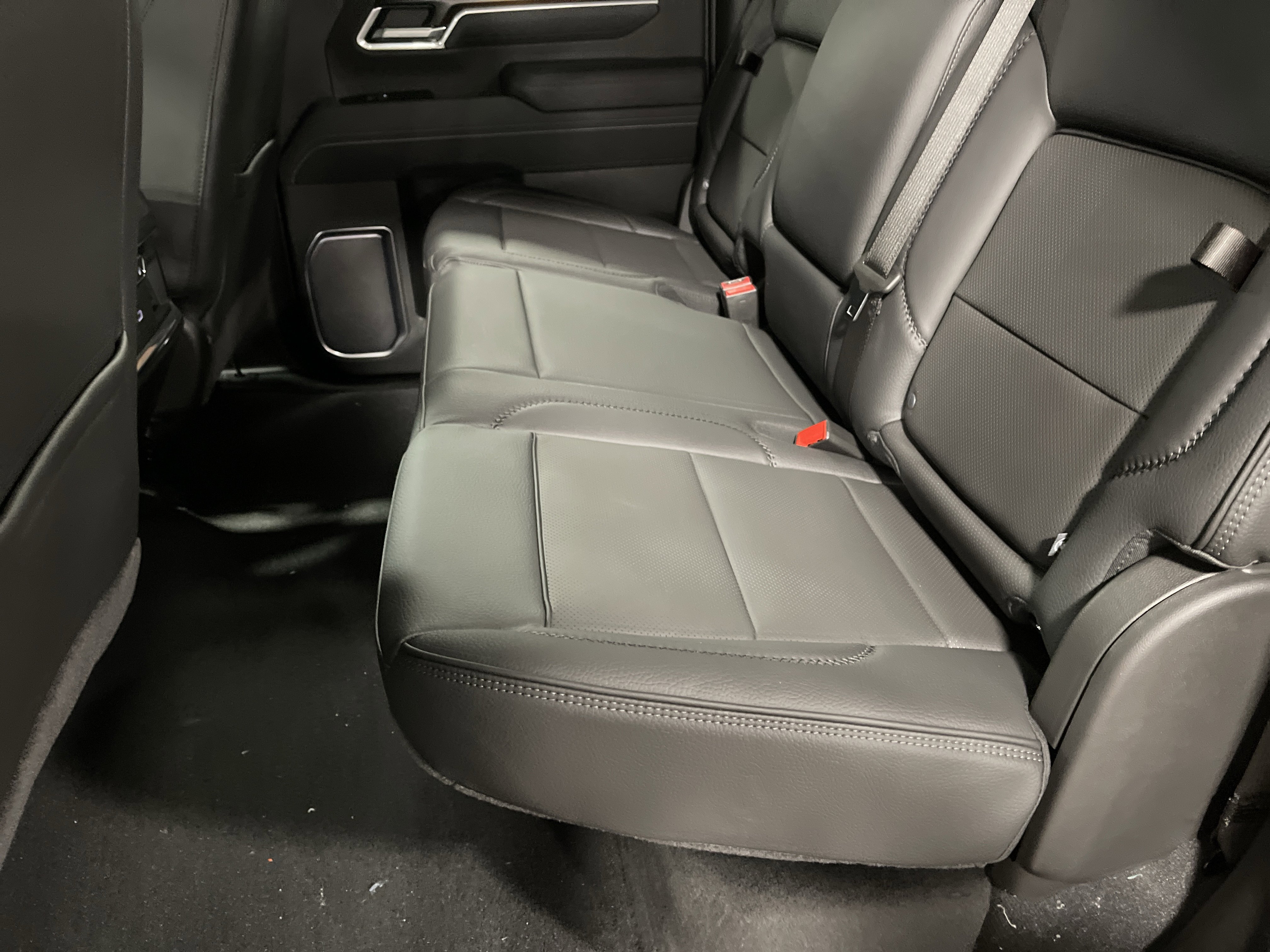 New 2026 GMC Sierra 2500 Denali w/ Denali Reserve Package image 15