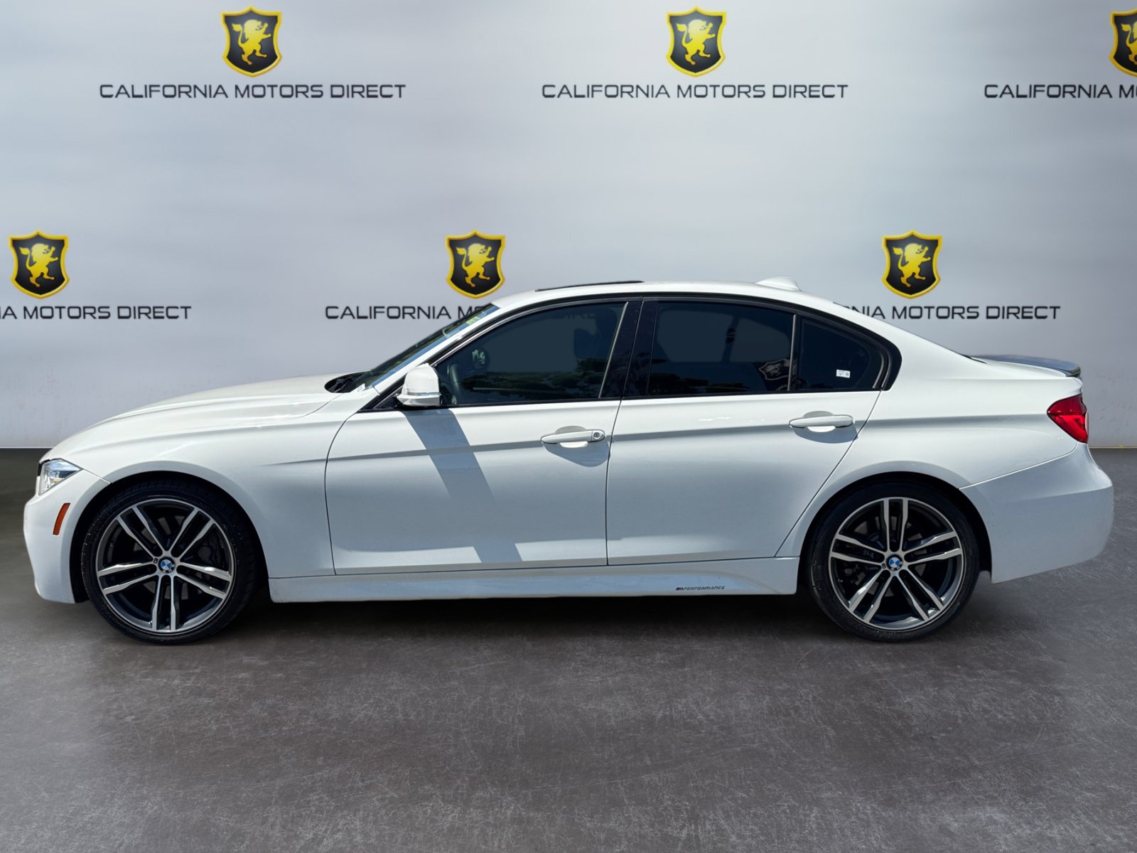 Used 2018 BMW 340i Sedan RWD image 2