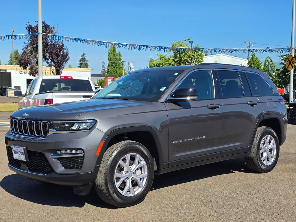 Used 2022 Jeep Grand Cherokee Limited AWD/4WD image 1