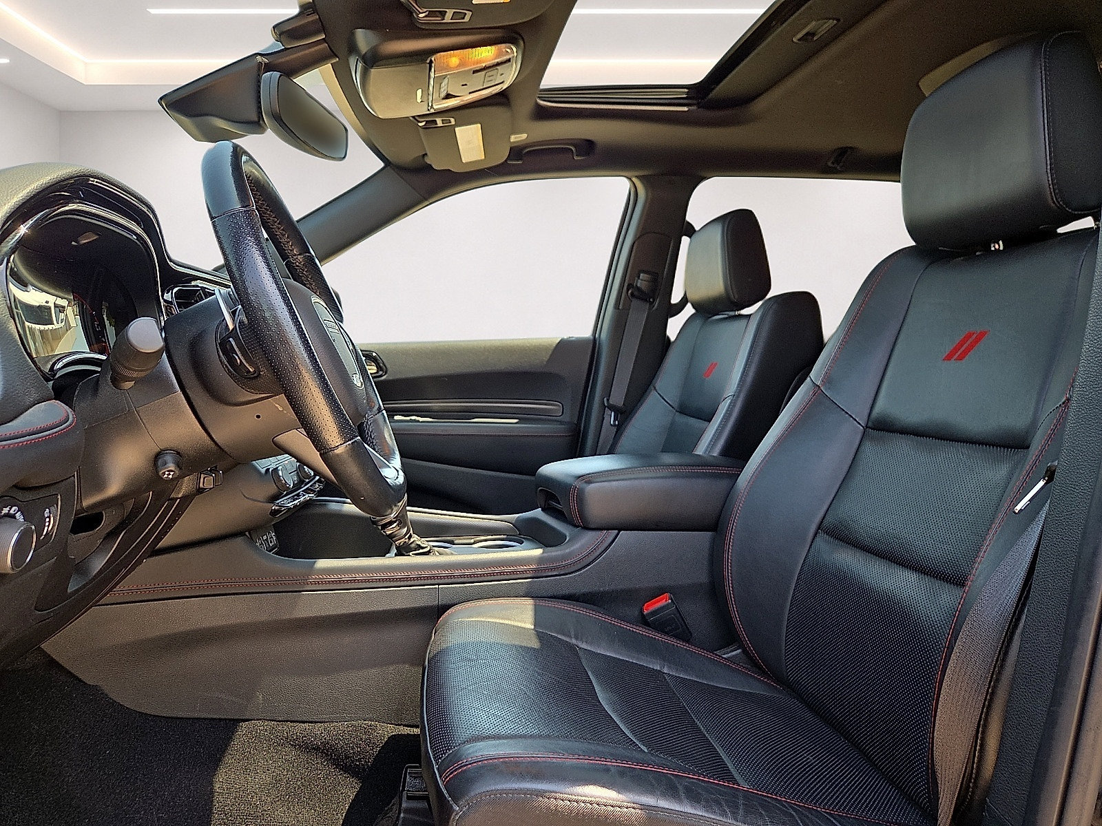 Used 2024 Dodge Durango GT AWD/4WD image 14