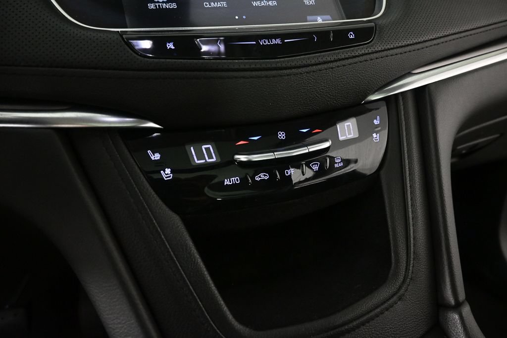 Used 2019 Cadillac XT5 Premium Luxury AWD/4WD image 13