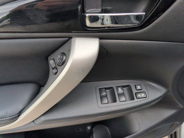 Used 2025 Mitsubishi Eclipse Cross SE AWD/4WD image 13