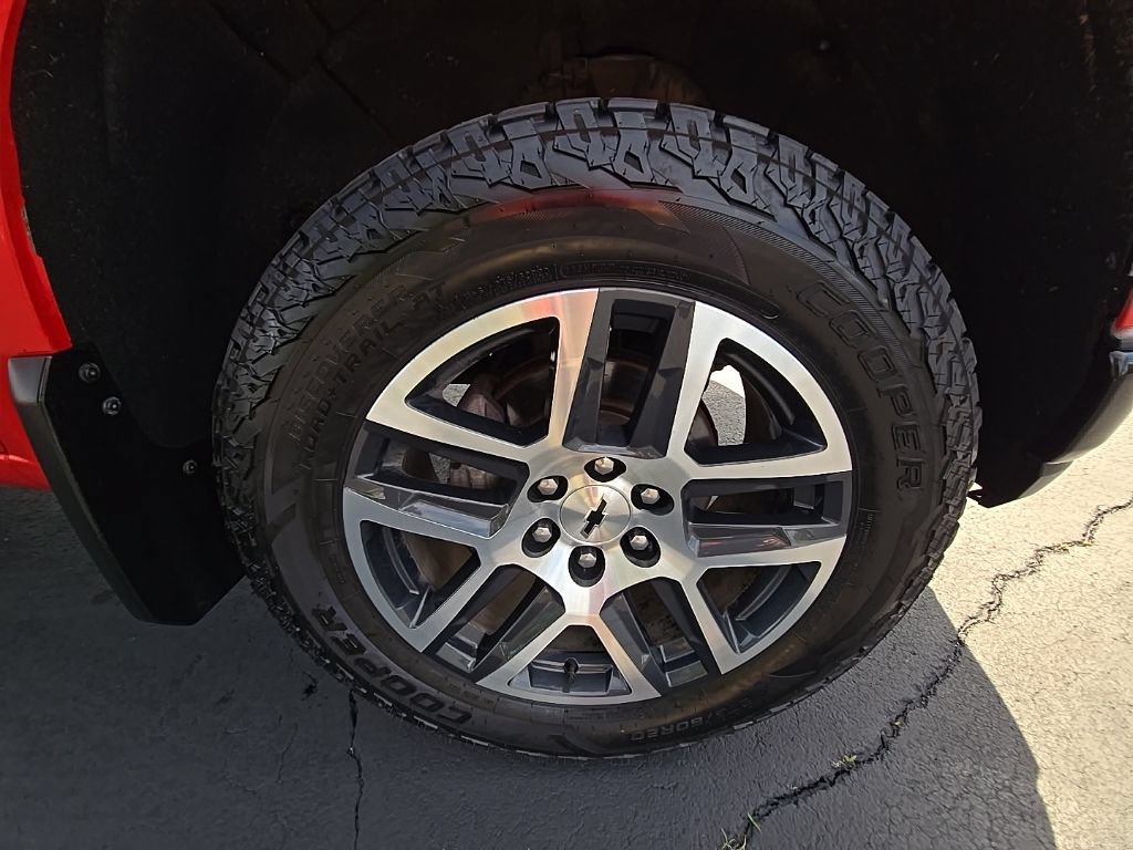 Used 2019 Chevrolet Silverado 1500 Custom Trail Boss w/ Custom Convenience Package AWD/4WD image 40