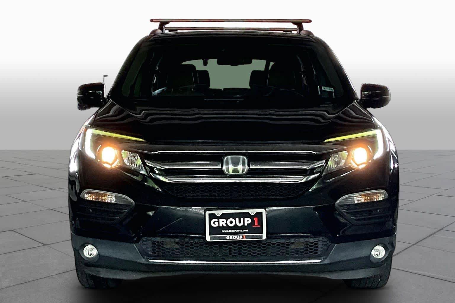 Used 2016 Honda Pilot Touring image 3