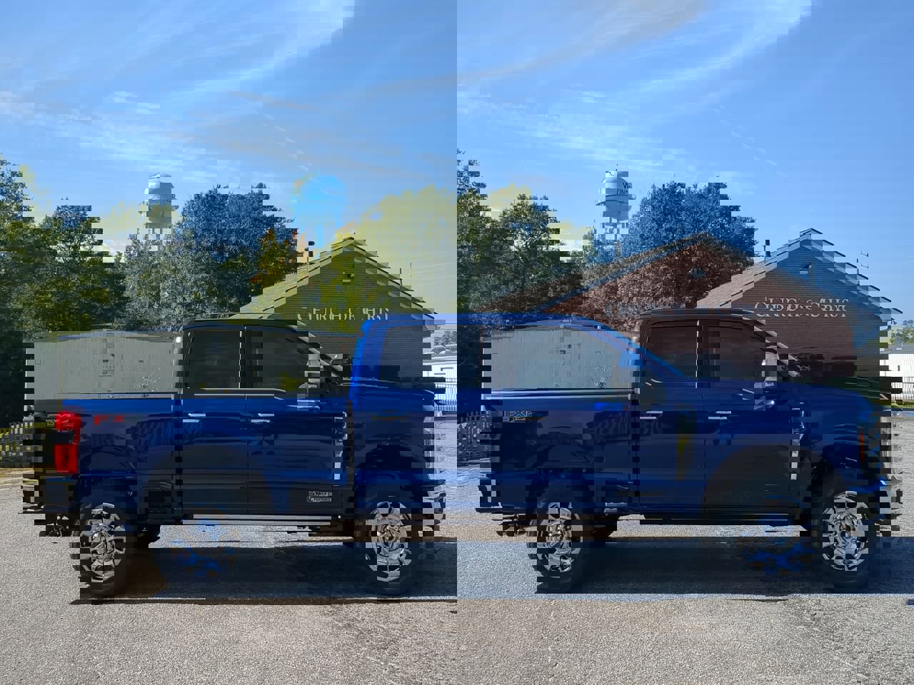 New 2026 Ford F250 Lariat w/ Lariat Ultimate Package image 2