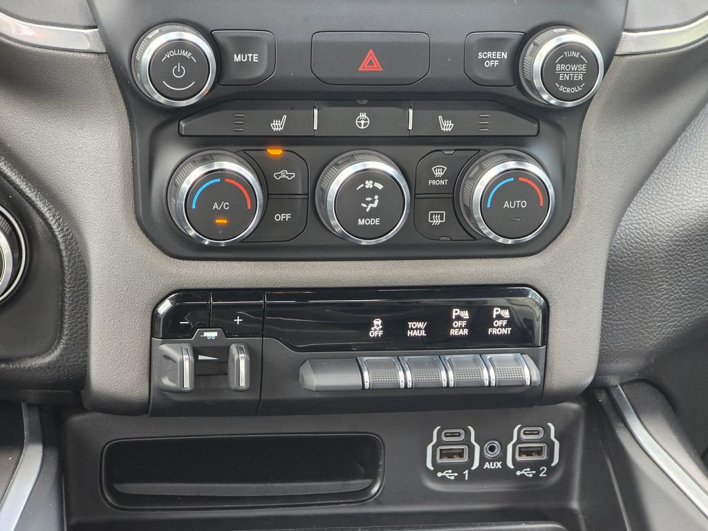 Used 2022 RAM 1500 Big Horn AWD/4WD image 34