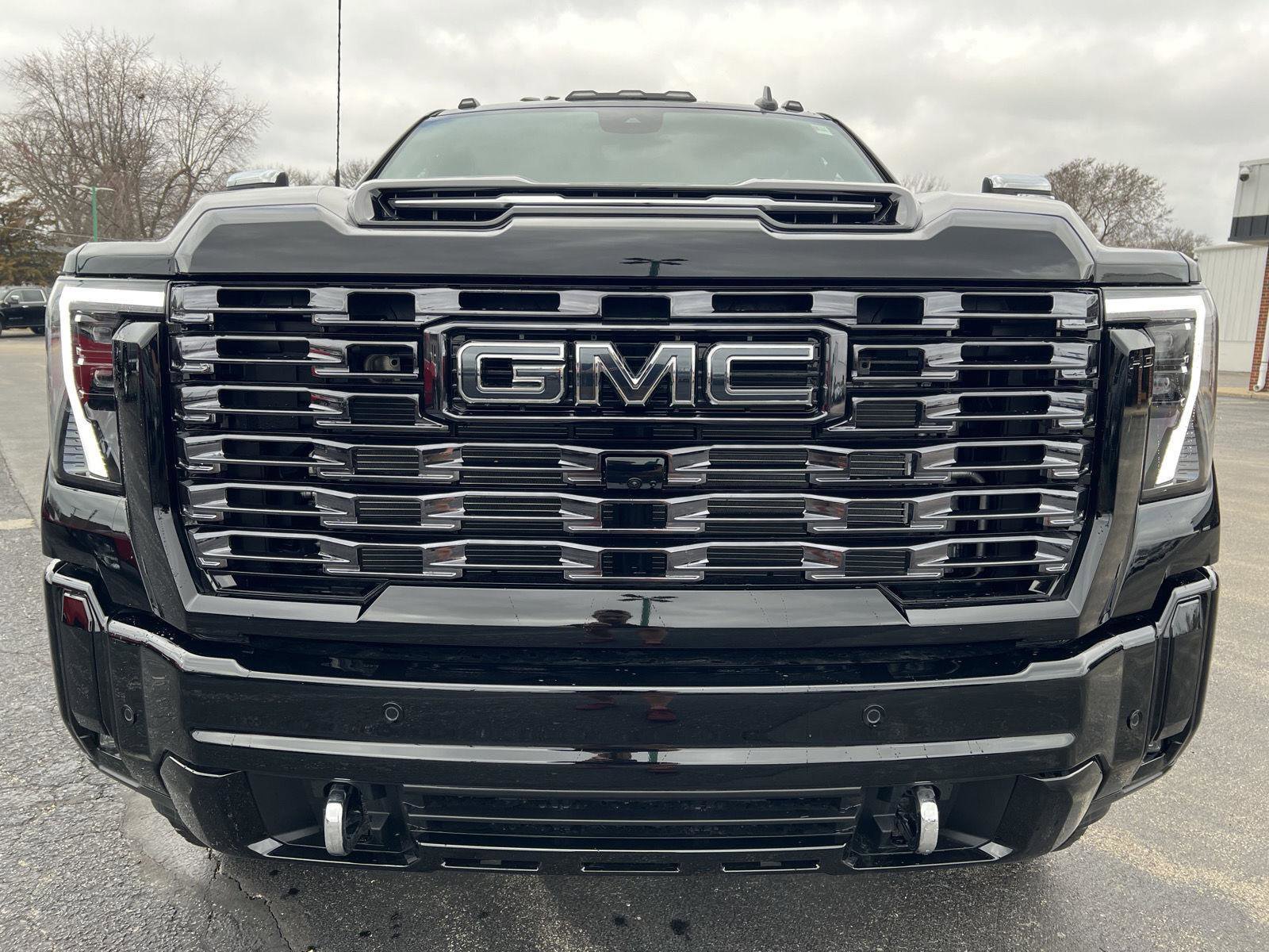 New 2026 GMC Sierra 2500 Denali Ultimate image 15
