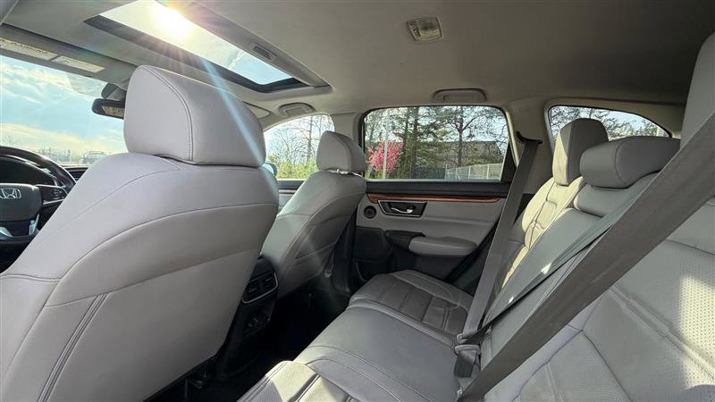 Used 2017 Honda CR-V Touring image 19