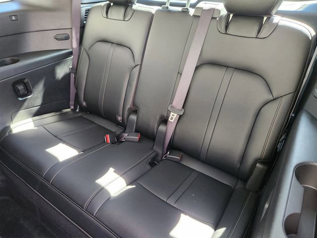 Certified 2024 MAZDA CX-90 Plug-In Hybrid w/ Preferred image 18