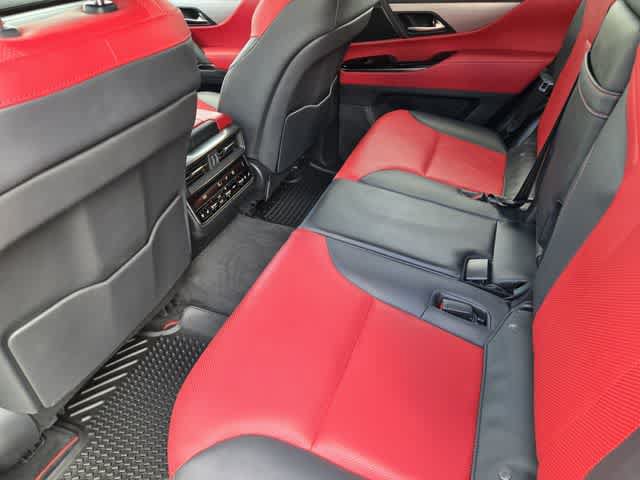 Used 2025 Lexus LX 600 F Sport w/ Accessory Package (2T) AWD/4WD image 12