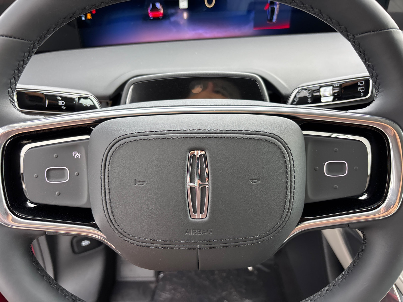 New 2026 Lincoln Nautilus Premier AWD/4WD image 16