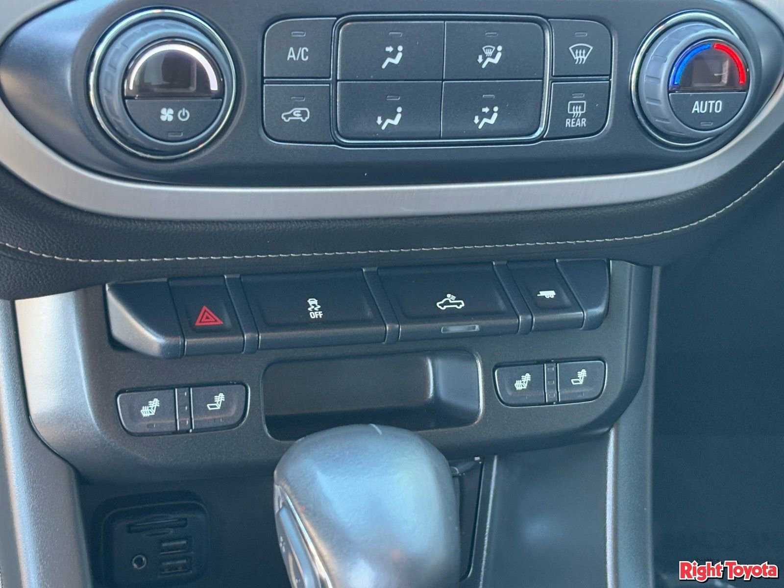 Used 2022 GMC Canyon Elevation w/ Elevation Premium Package image 29