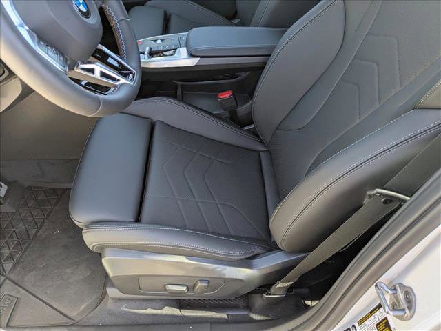 Used 2025 BMW X1 M35i w/ Premium Package image 4