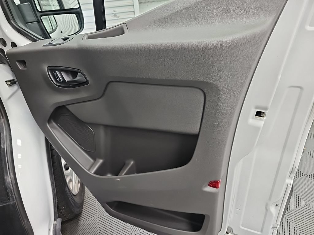 Used 2026 Ford Transit 350 XLT RWD image 33