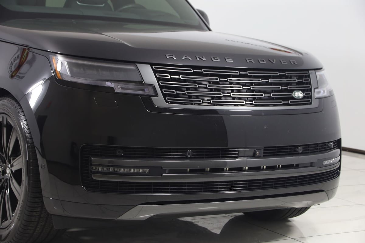 Used 2025 Land Rover Range Rover SE AWD/4WD image 46