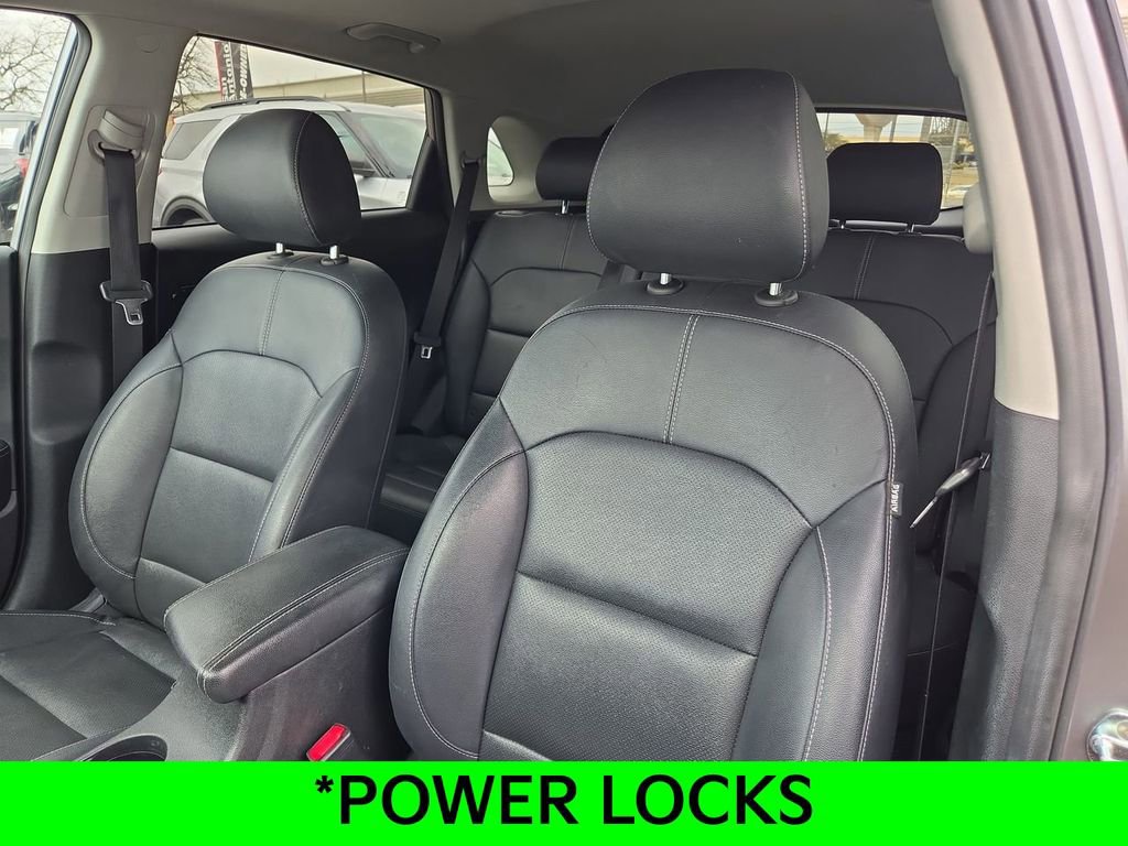 Used 2022 Kia Niro EX Premium image 14