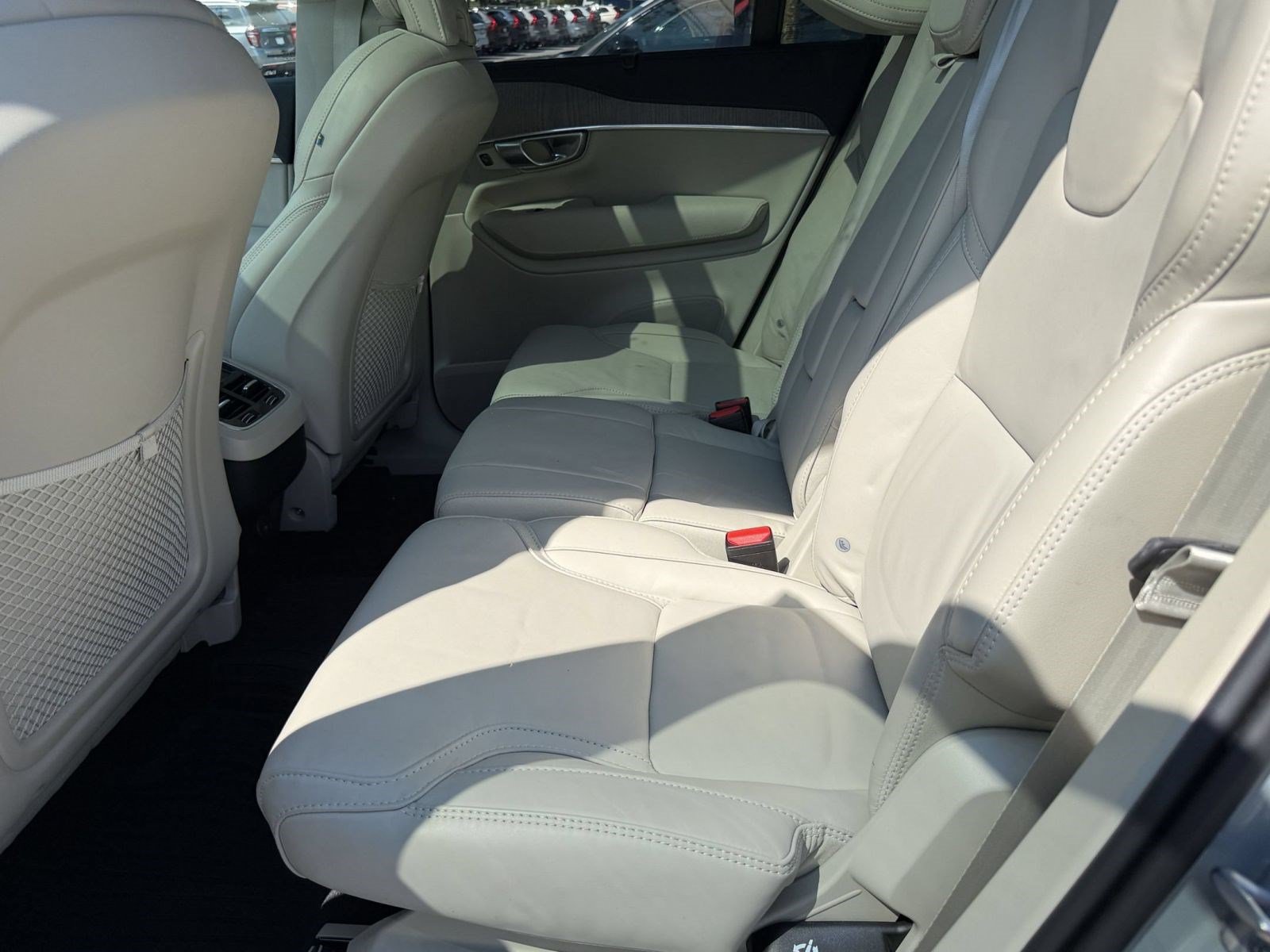 Certified 2024 Volvo XC90 B6 Ultimate AWD/4WD image 23
