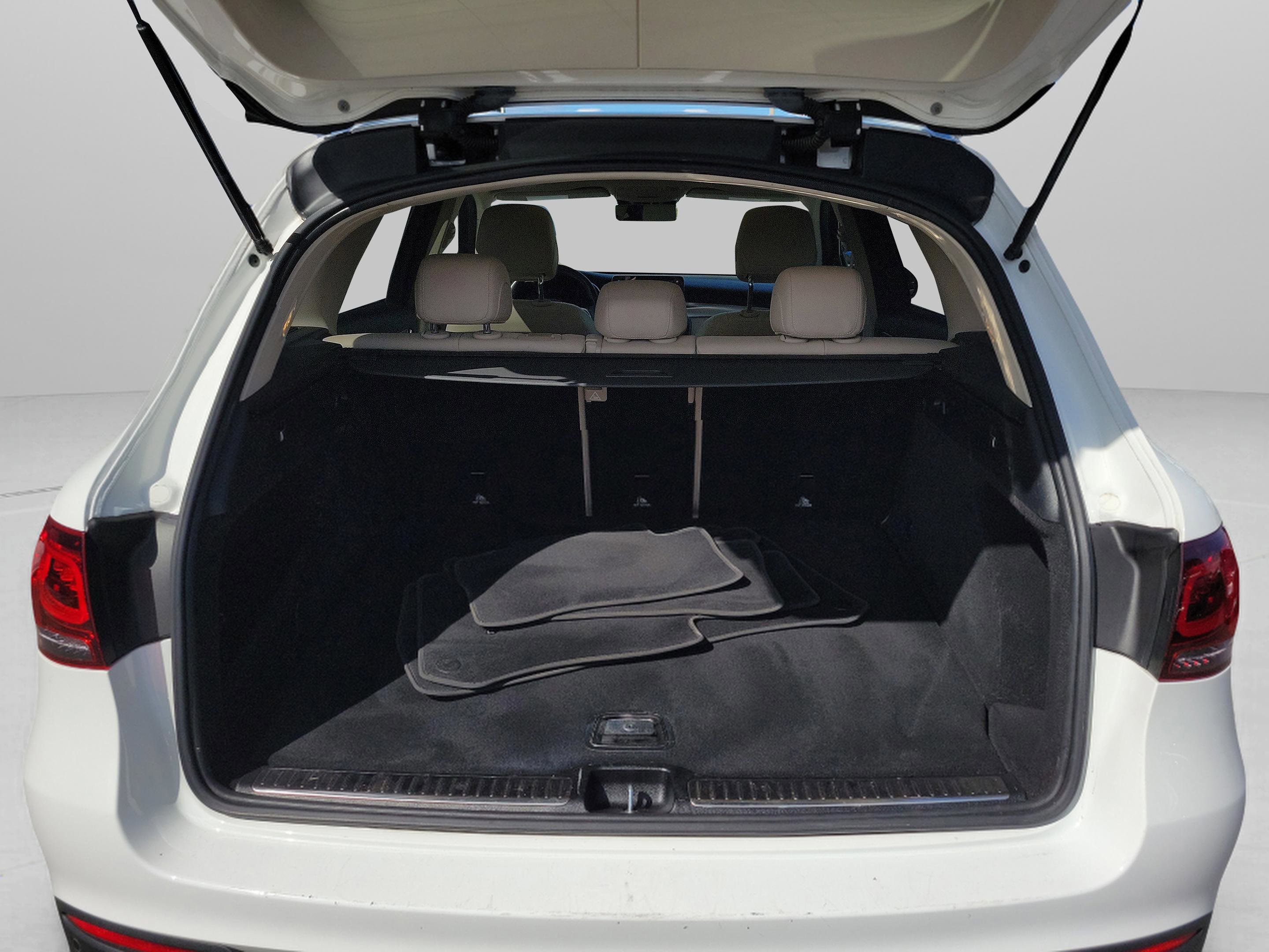 Certified 2022 Mercedes-Benz GLC 300 image 31