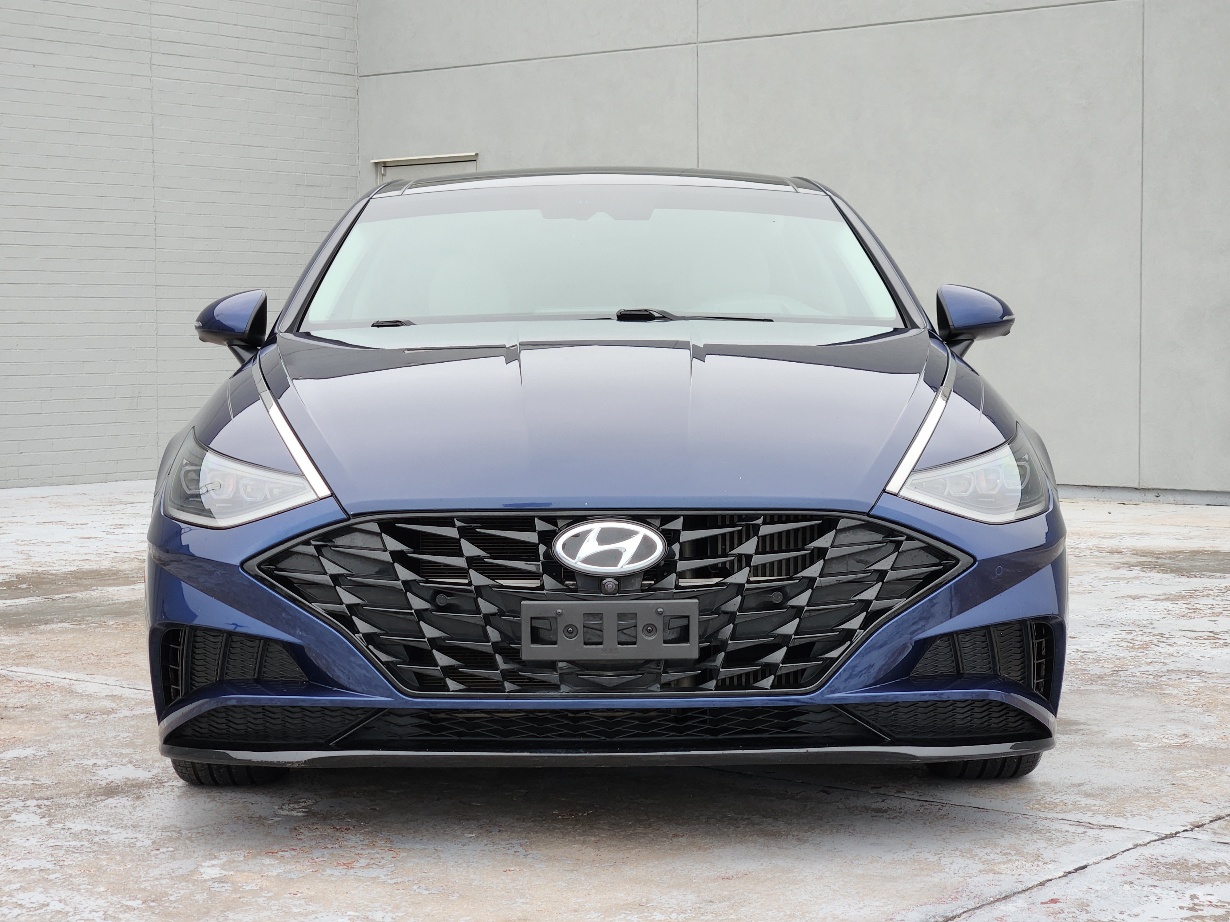 Used 2022 Hyundai Sonata Limited FWD image 3