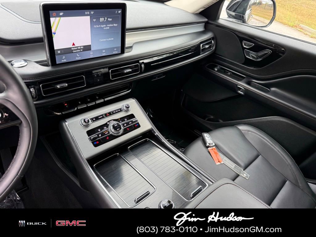 Used 2023 Lincoln Aviator AWD w/ Premium Package image 33