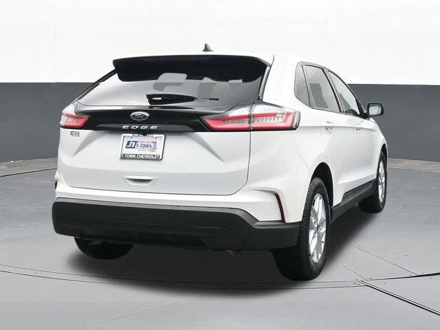 Used 2021 Ford Edge SE image 13