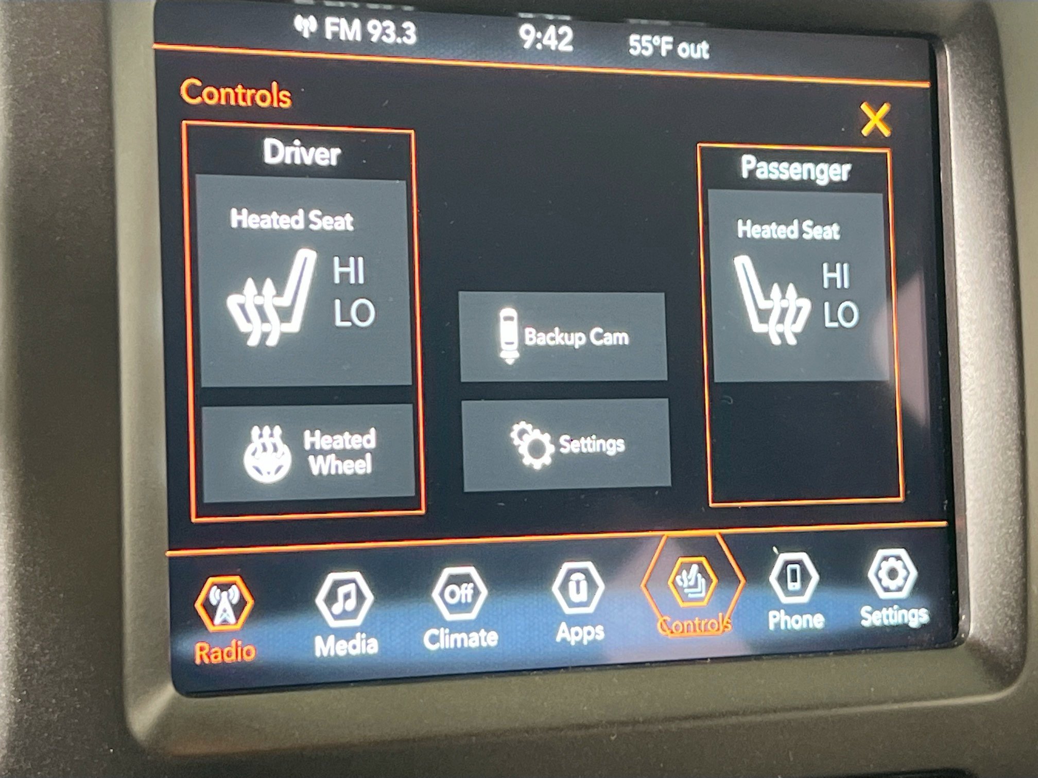 Used 2022 Jeep Cherokee Trailhawk w/ Comfort/Convenience Group AWD/4WD image 19