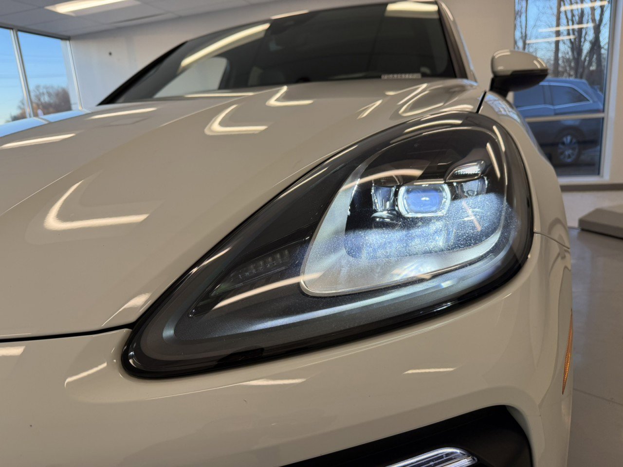 Used 2023 Porsche Cayenne Platinum Edition AWD/4WD image 48