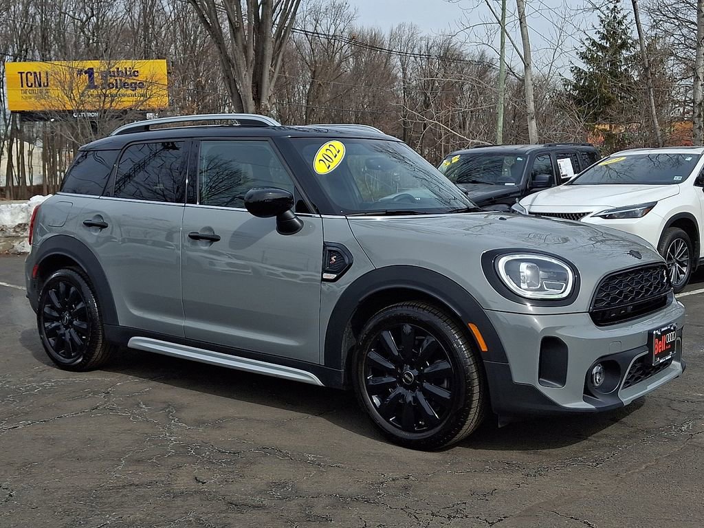 Used 2022 MINI Cooper Countryman S w/ Premium Package image 2