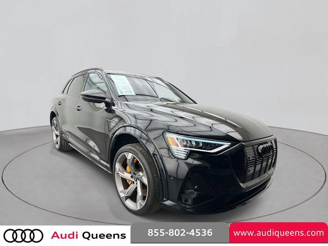 Certified 2023 Audi e-tron S Premium Plus w/ Black Optic Package image 5