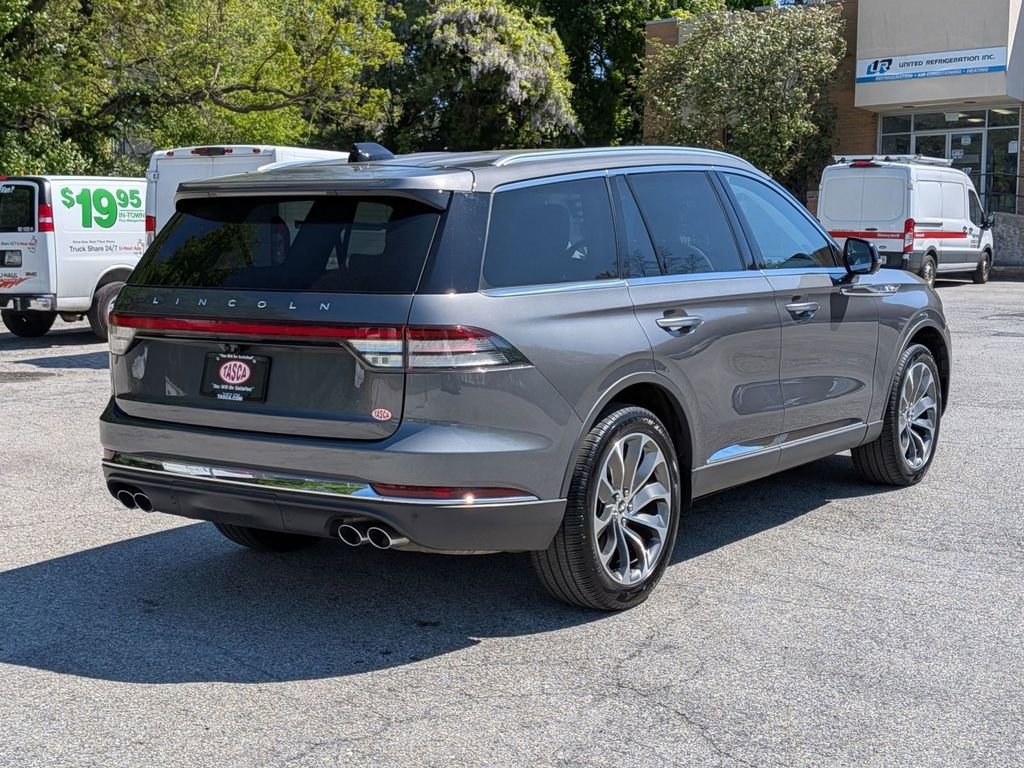 Used 2025 Lincoln Aviator Reserve w/ Illumination Package AWD/4WD image 3