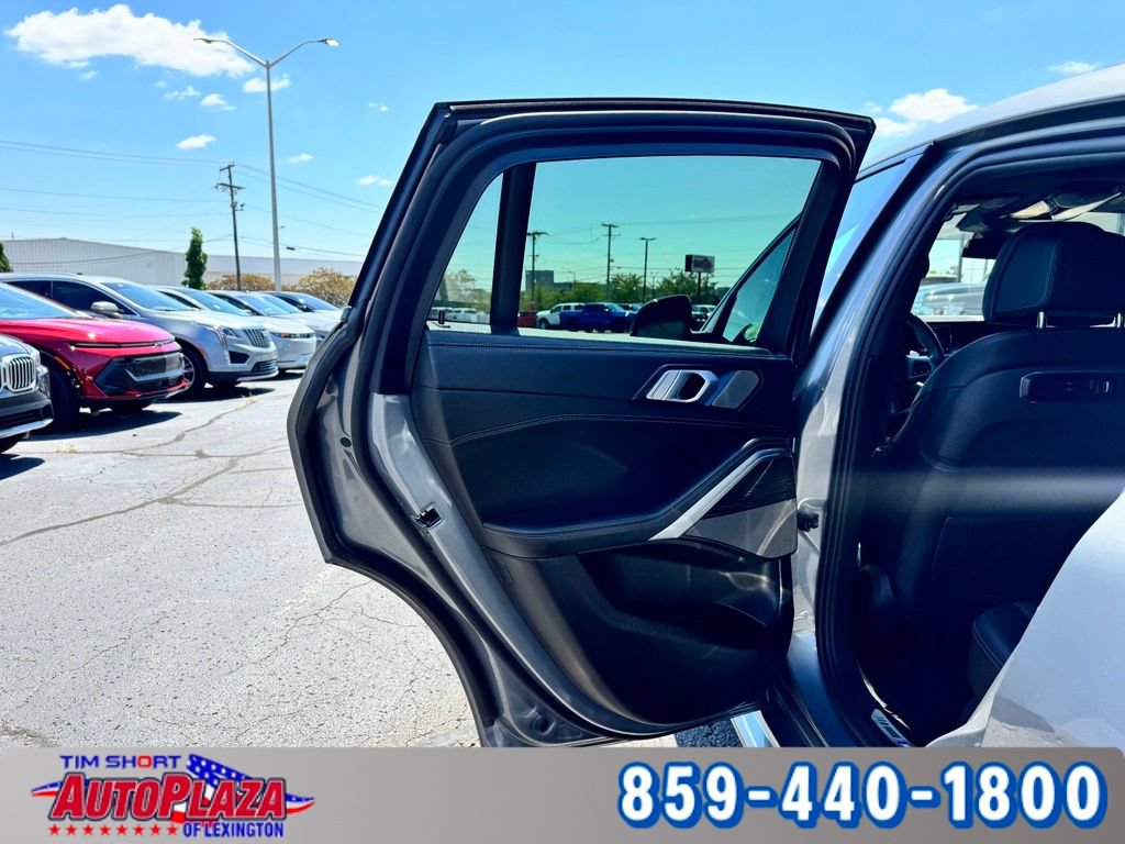 Used 2025 BMW X6 xDrive40i AWD/4WD image 54