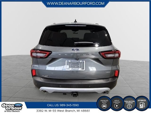 Certified 2025 Ford Escape SE w/ Class II Trailer Tow Package FWD image 3