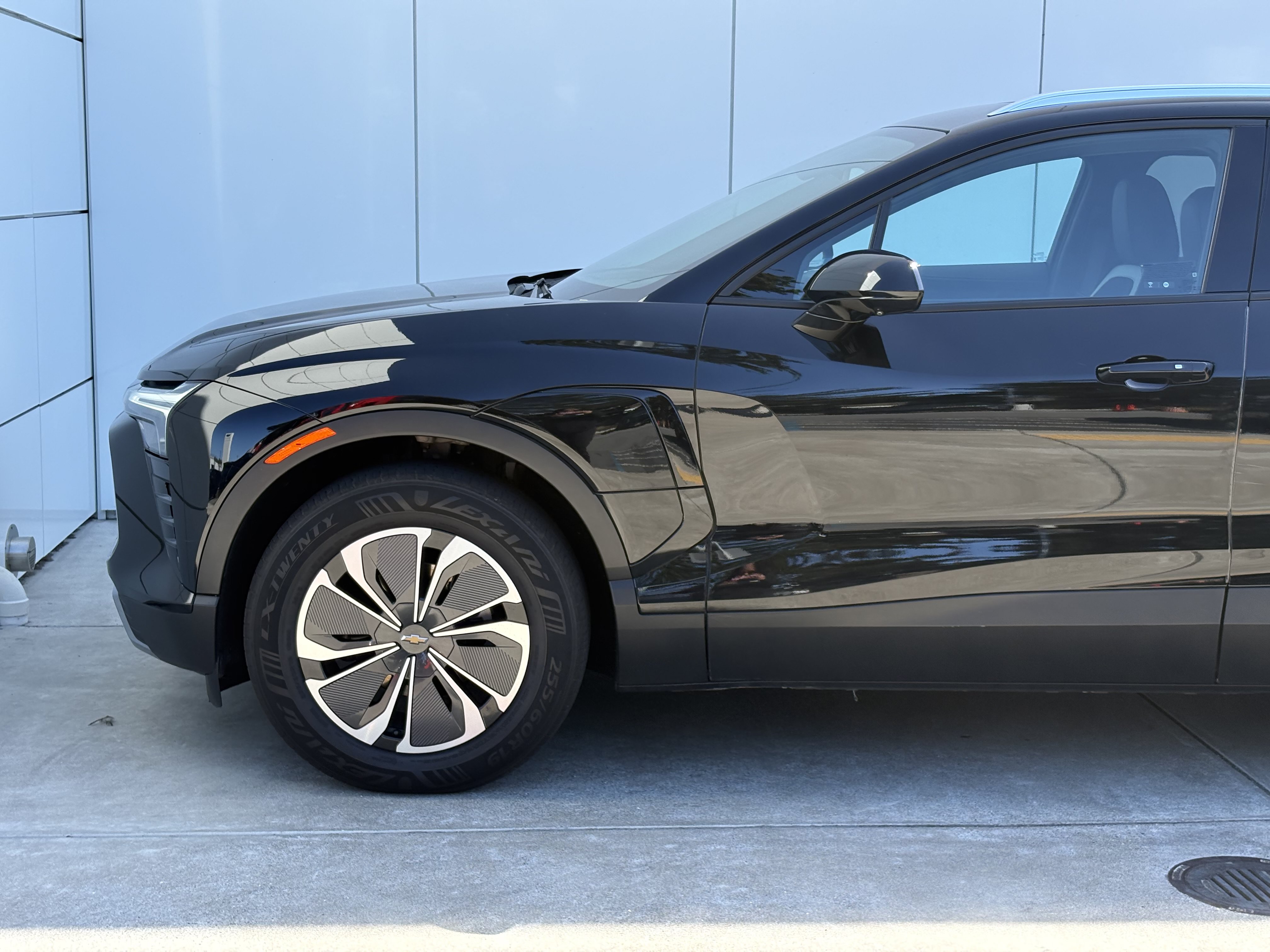Used 2024 Chevrolet Blazer EV LT AWD/4WD image 5