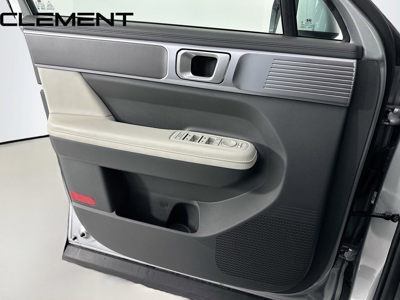 Certified 2025 Hyundai Santa Fe SEL FWD image 27
