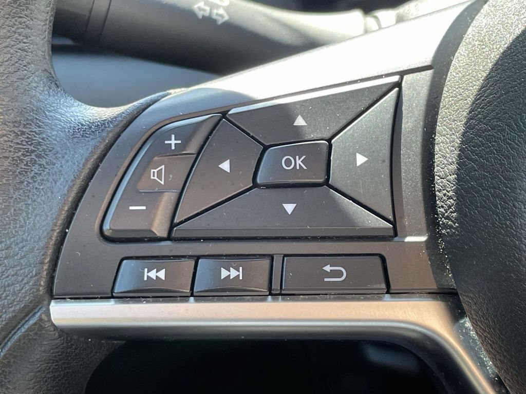 Used 2024 Nissan Sentra SV FWD image 29